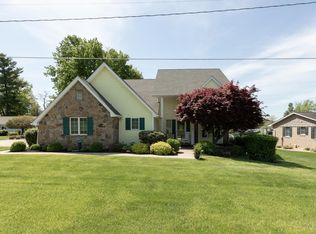 889 E North Shore Dr, Brownstown, IN 47220