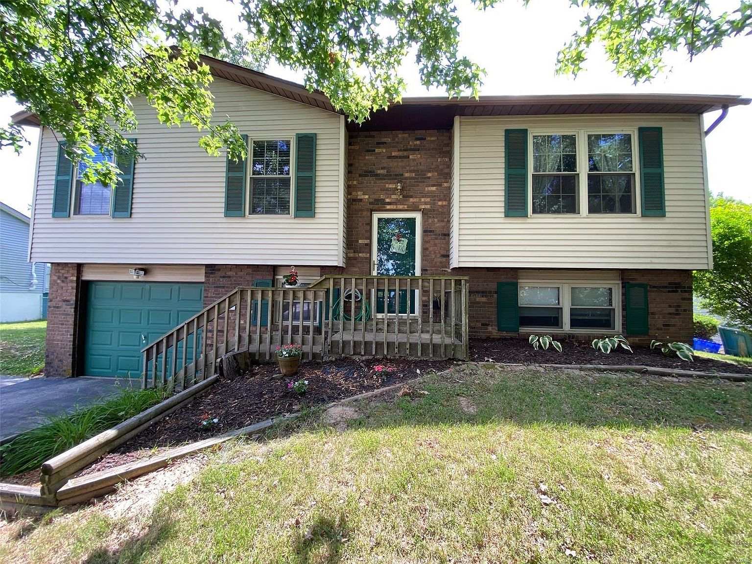 6010 Roach Rd, Godfrey, IL 62035 Zillow