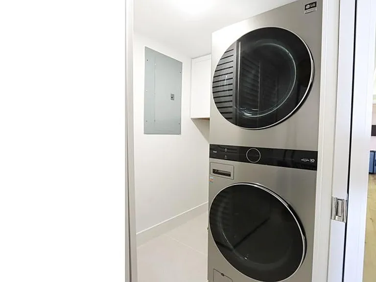 222 Harbour Dr #105 — Photo 7