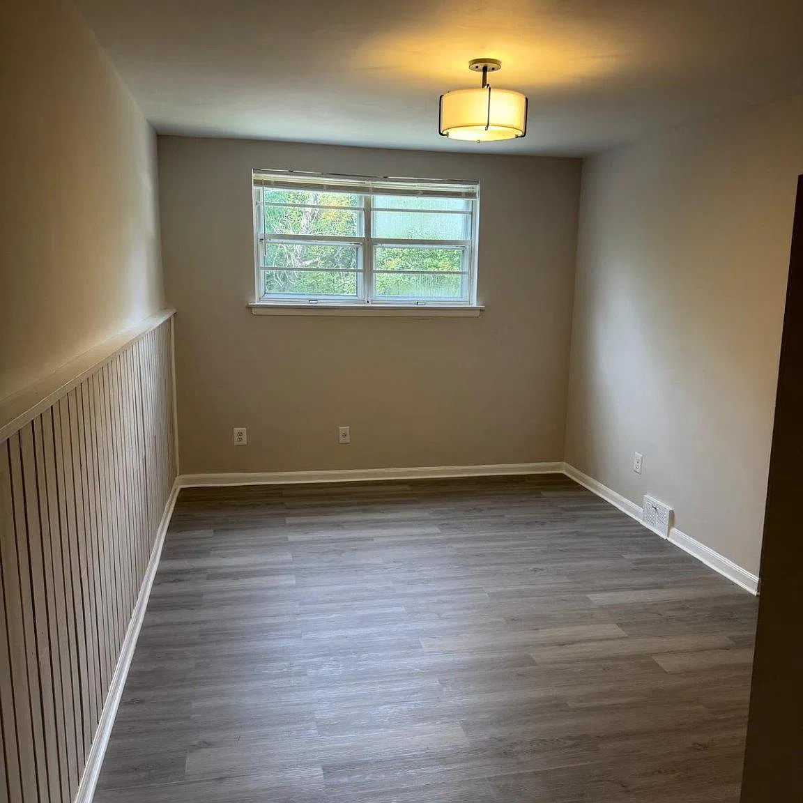 3 bed, 1.5 bath, 1440 sqft, $2,200 — Photo 4