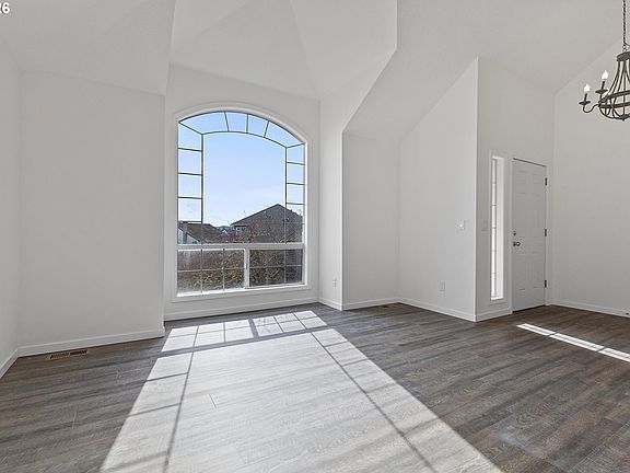 5th image of 11867 SE Mountain Sun Dr