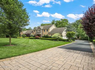 4 White Pines Way, Freehold, NJ 07728