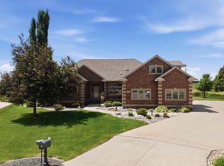 4847 2nd St SW, Moorhead, MN 56560