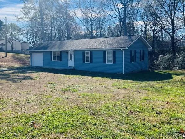 201 Grogan Rd NE, White, GA 30184