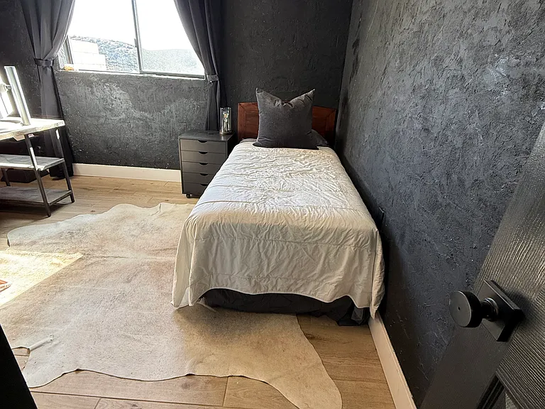 Second bedroom/ office