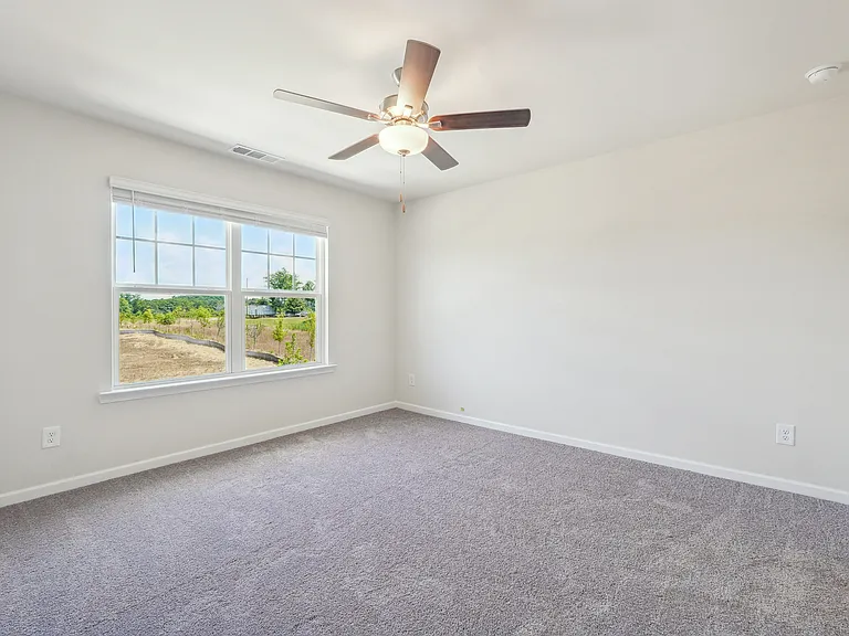 60 Briarwood Dr — Photo 17