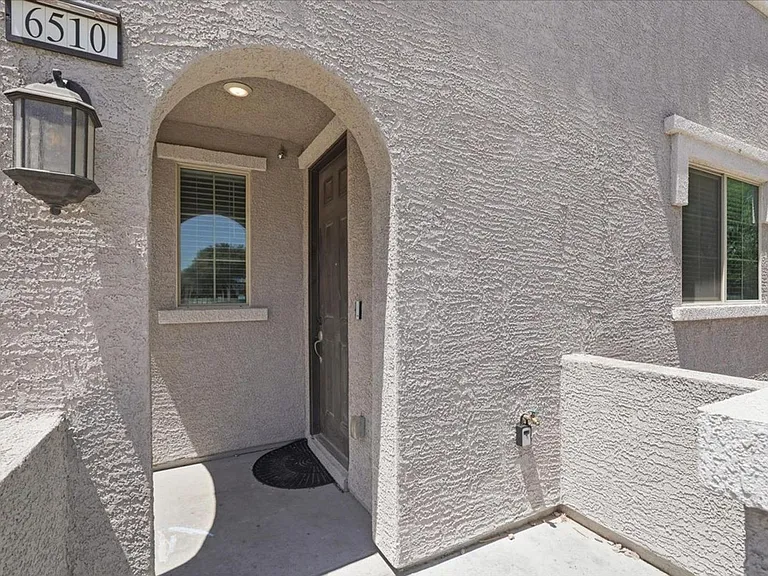 6510 Silver Estates Ave — Photo 3
