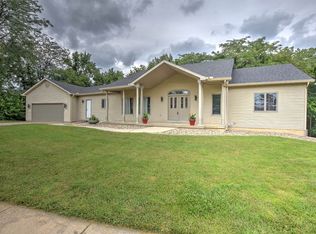 4 Buttonridge Pl, Mt Zion, IL 62549