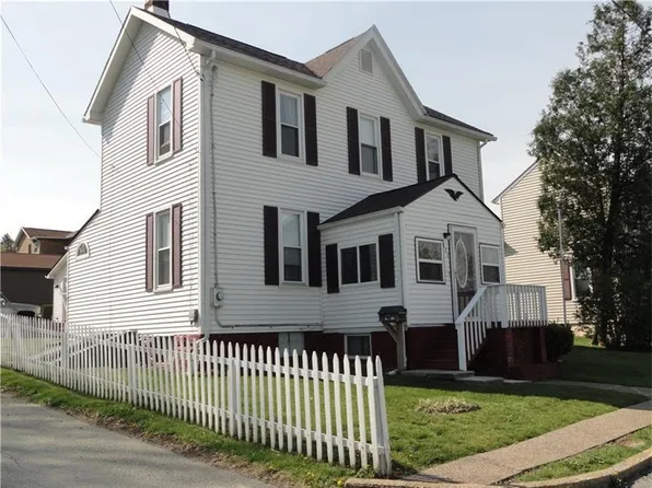 422 Short St, Derry, PA 15627