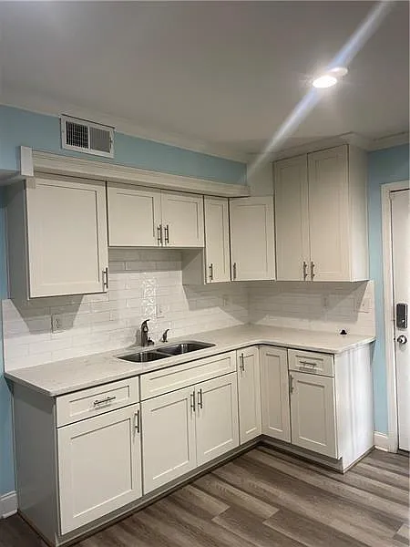 2 bed, 1.0 bath, 800 sqft, $1,850 — Photo 3