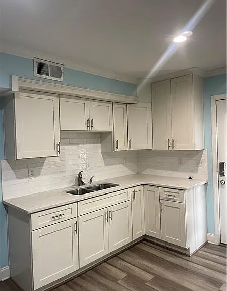 3168 Sewell Mill Rd — Photo 3