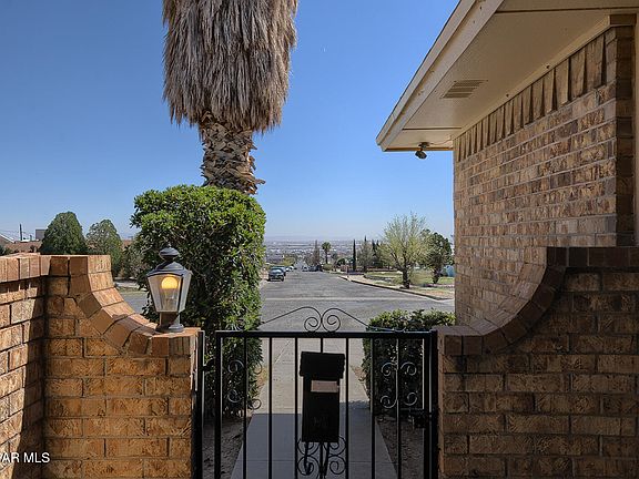5th image of 2601 Jefferson Ave