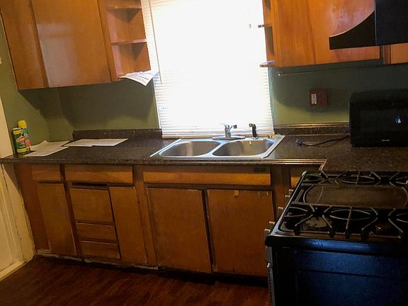 4th image of 605 Seymour Ave
