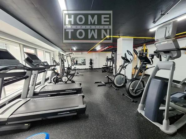 110 Neptune Avenue image 19 of 24