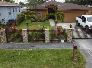 5612 SW 20th St, West Park, FL 33023