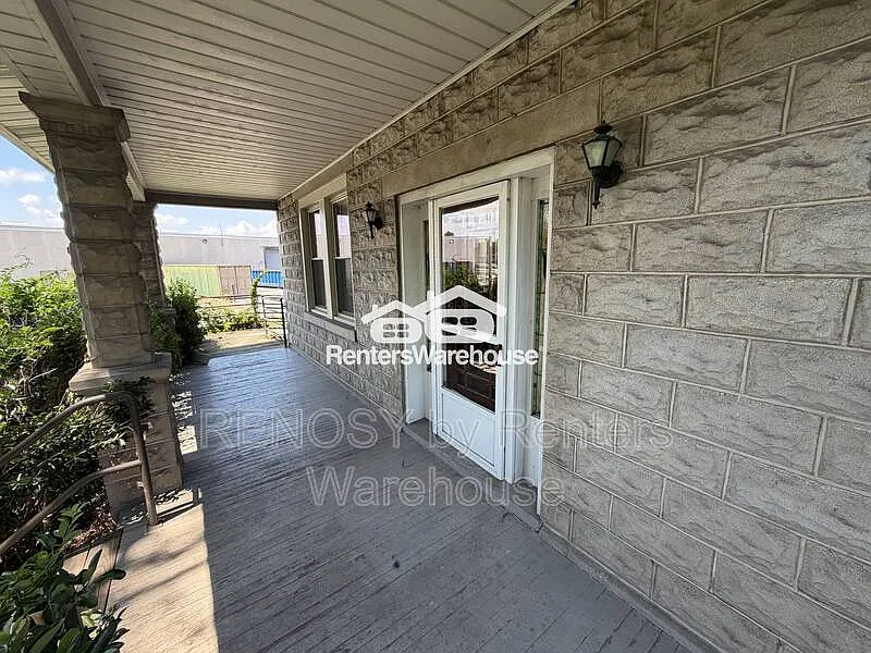 6015 Rossville Blvd