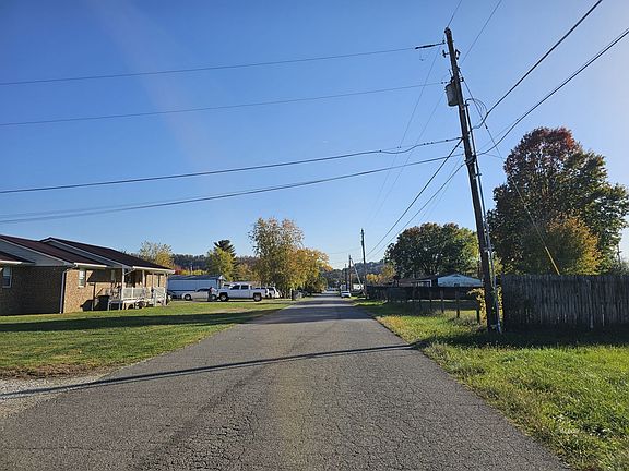5th image of 249 Township Road 1161