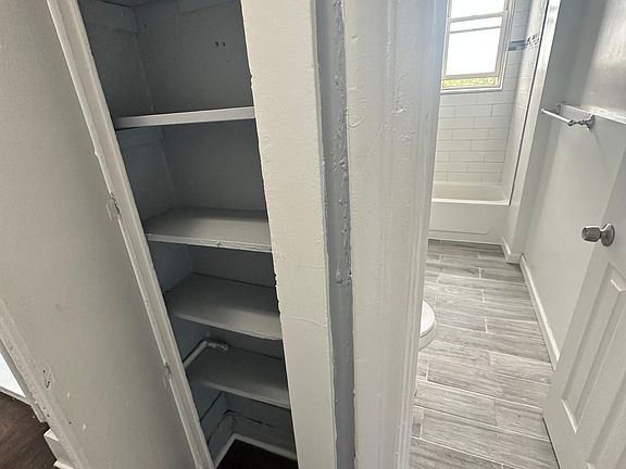 4th image of 645 Bergen Ave #27
