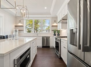 10 Malden St #10, Natick, MA 01760