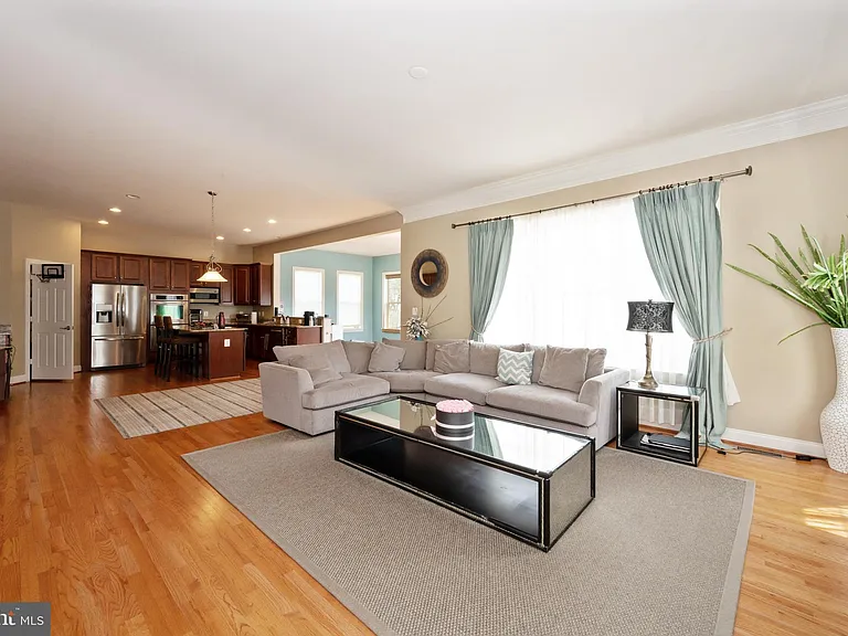 14298 Ladderbacked Dr — Photo 10