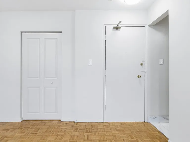 30 Speers Rd — Photo 20