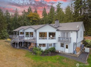 16 Owl Lane, Port Angeles, WA 98362