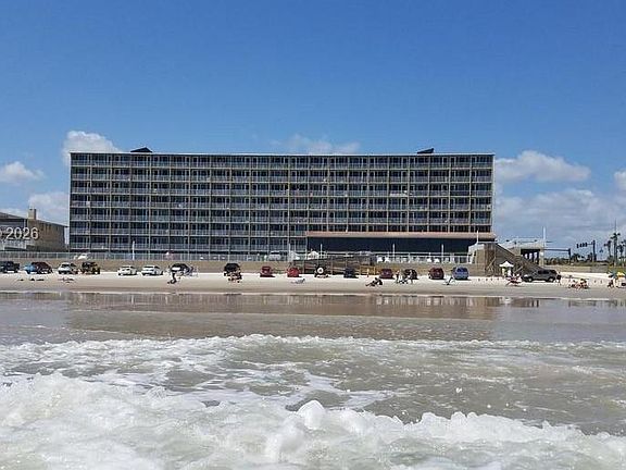 3rd image of 3501 S Atlantic Ave #G140