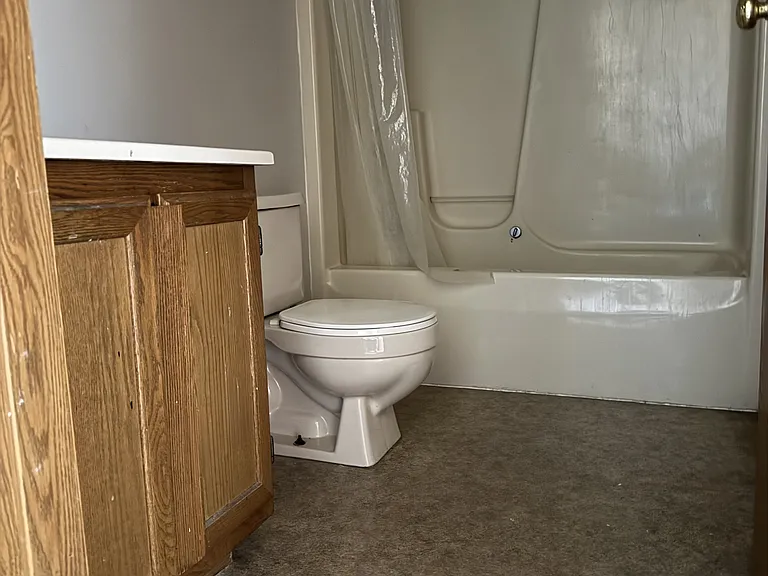 2365 University Ave #10 — Photo 5
