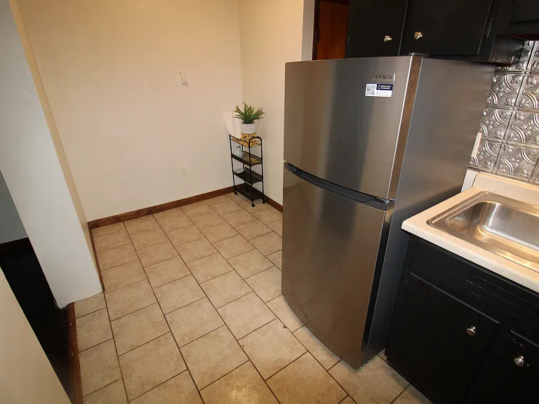 218 Alexander Ave #APART1 — Photo 23