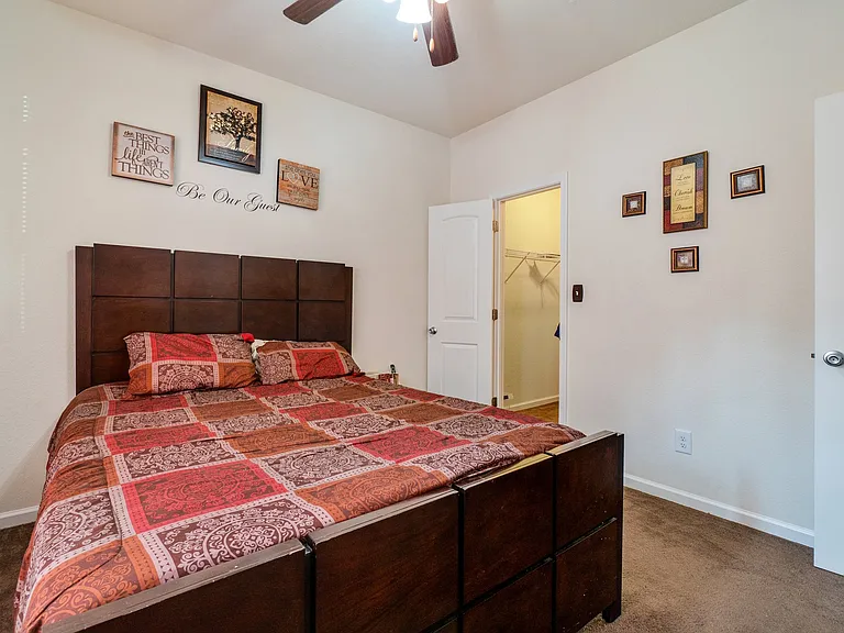 2104 Miller Ave — Photo 19