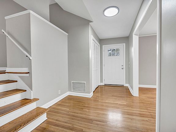 4th image of 842 Delverton Rd