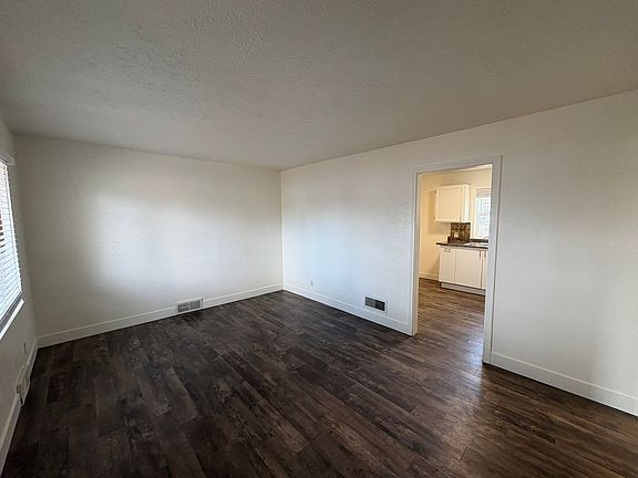 4th image of 2437 12th Avenue Ct