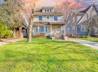3845 Montevista Rd, Cleveland Heights, OH 44121