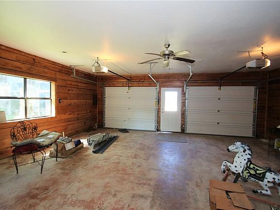 4th image of 589 Tawakoni Dr