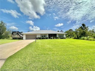 123 Grape Rd NW, Lake Placid, FL 33852