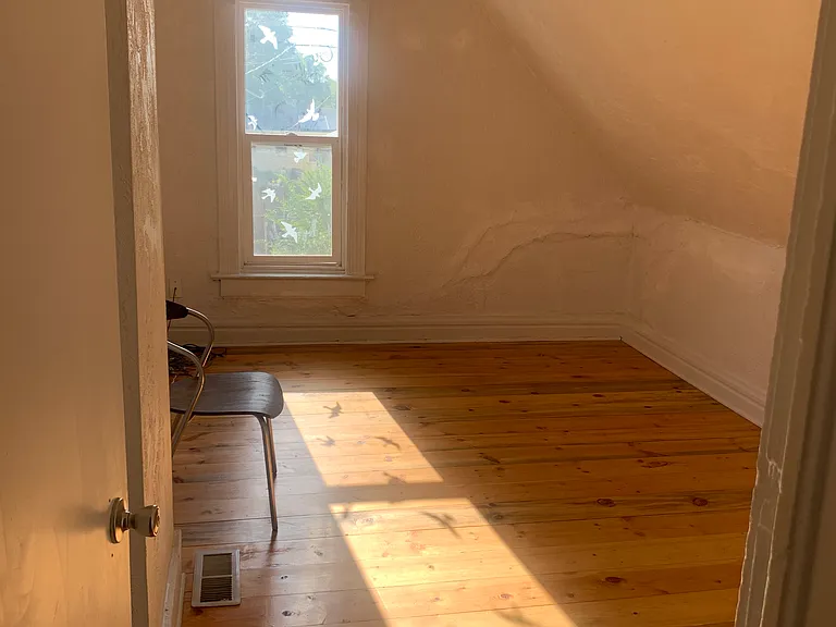 883 Knox Ct — Photo 23