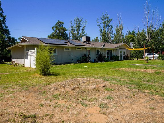 3rd image of 21930 Parkway Dr