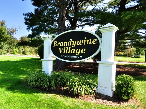 83 Brandywine Lane #83, Suffield, CT 06078