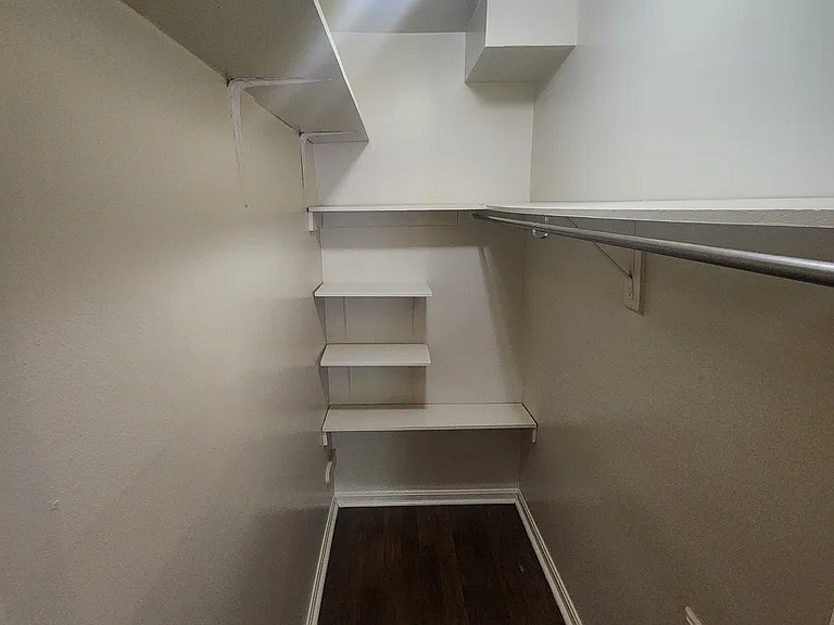 953 Randolph St NW #B — Photo 9