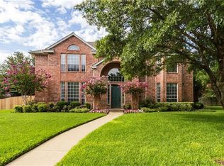 812 Newport Way, Desoto, TX 75115