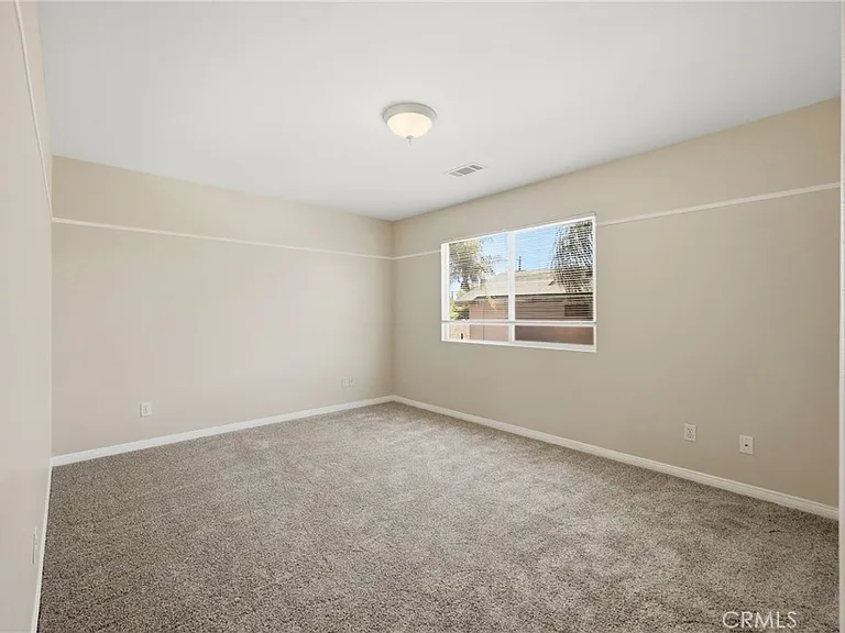 18112 Osborne St — Photo 45