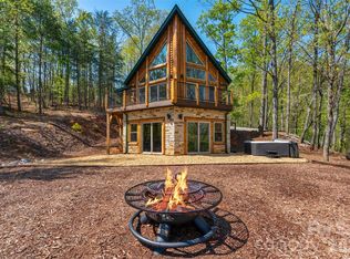 153 Chetan Way, Lake Lure, NC 28746