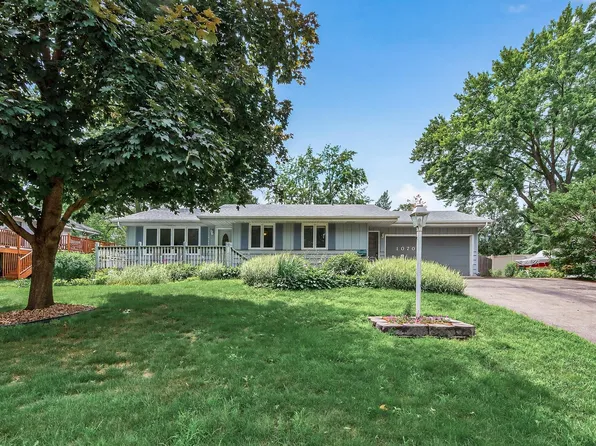 10706 York Ave S, Bloomington, MN 55431