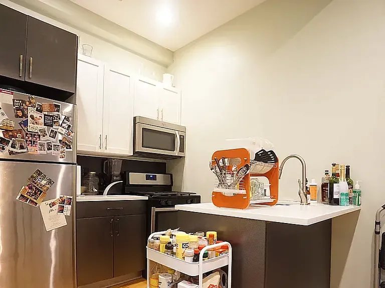 865 Greene Ave #1A — Photo 1
