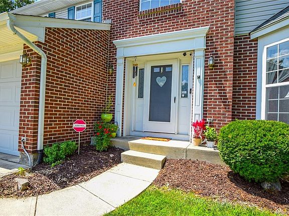 2nd image of 2445 Dewpoint Cir