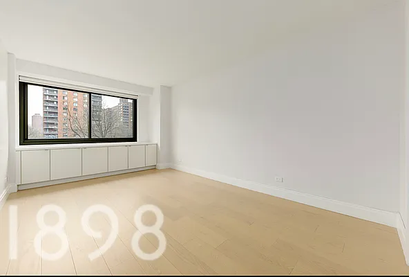 Rented by A&E Real Estate Management | media 11