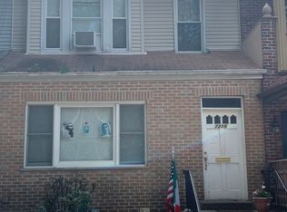 72-16 67th Pl, Ridgewood, NY 11385