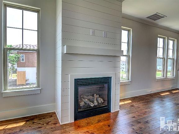 5th image of 313 S 4th Avenue #A