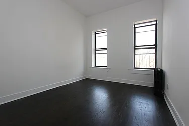 Rented by Dynamik Realty