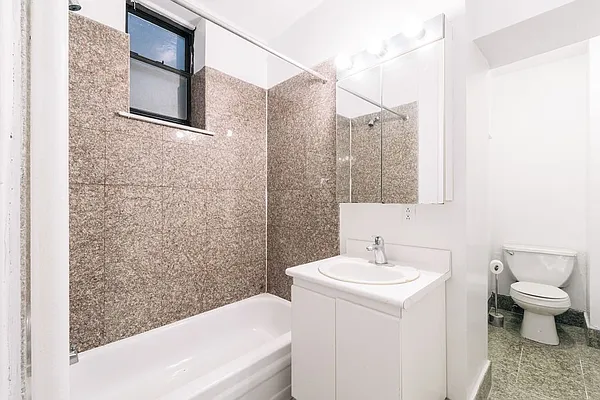 Rented by Sky Management | media 25